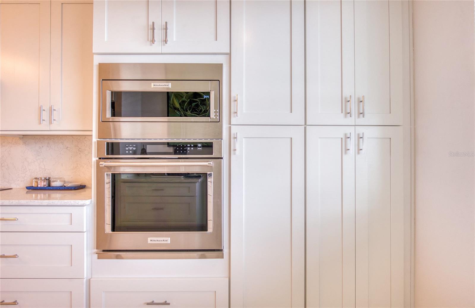 HARBOURSIDE CONDO - Residential