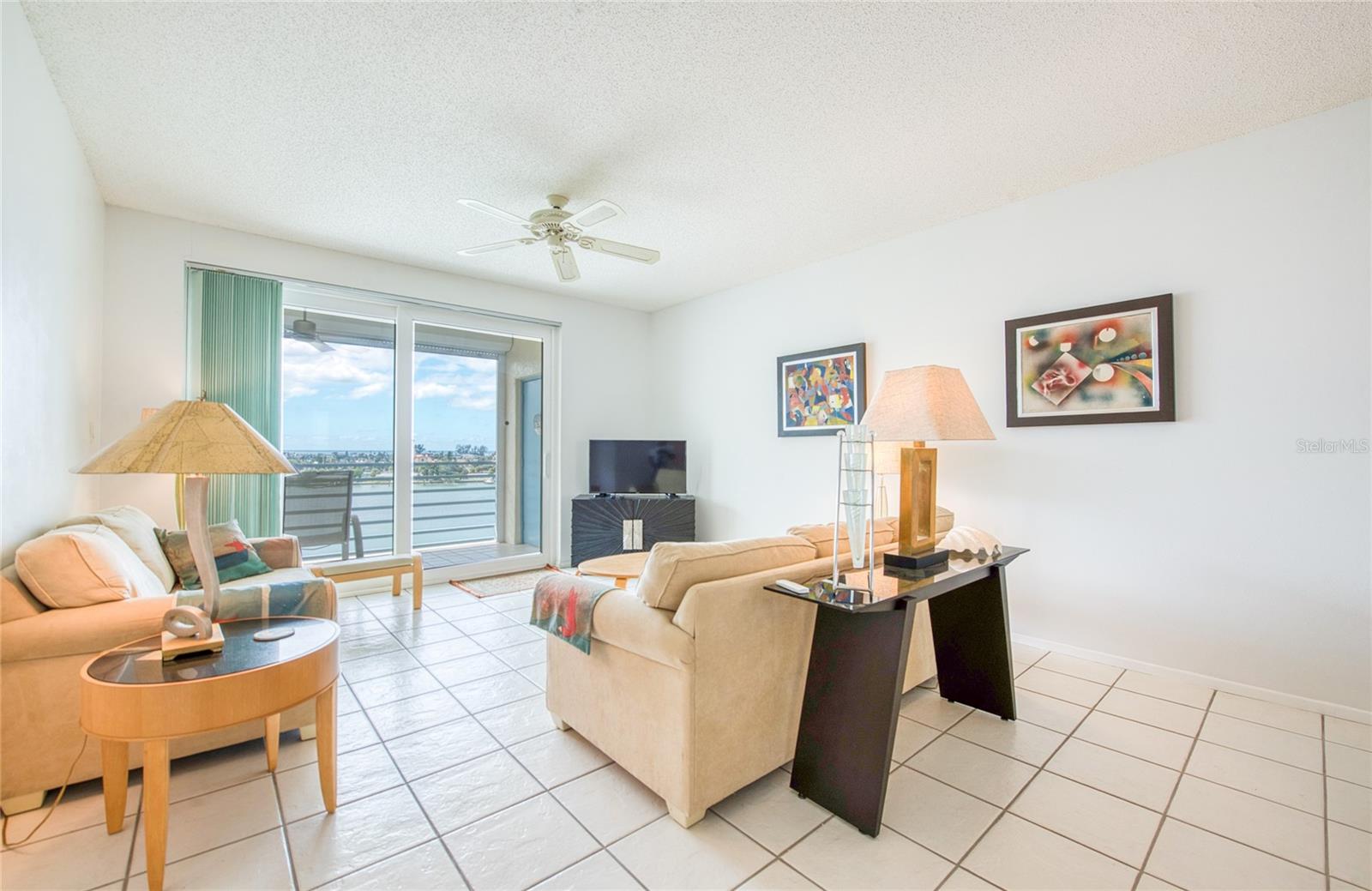 HARBOURSIDE CONDO - Residential