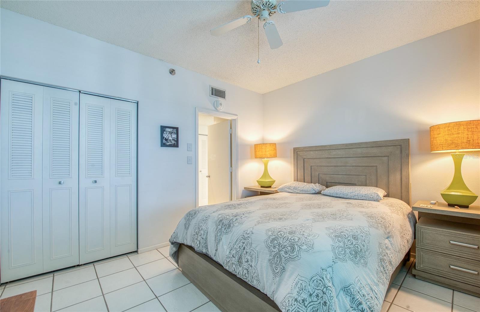 HARBOURSIDE CONDO - Residential