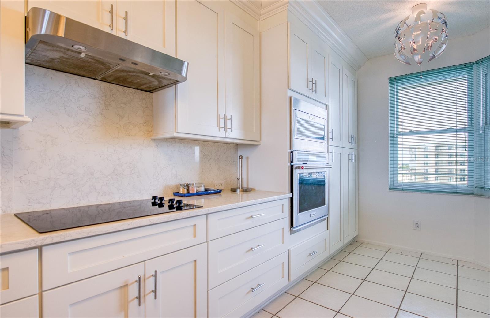 HARBOURSIDE CONDO - Residential