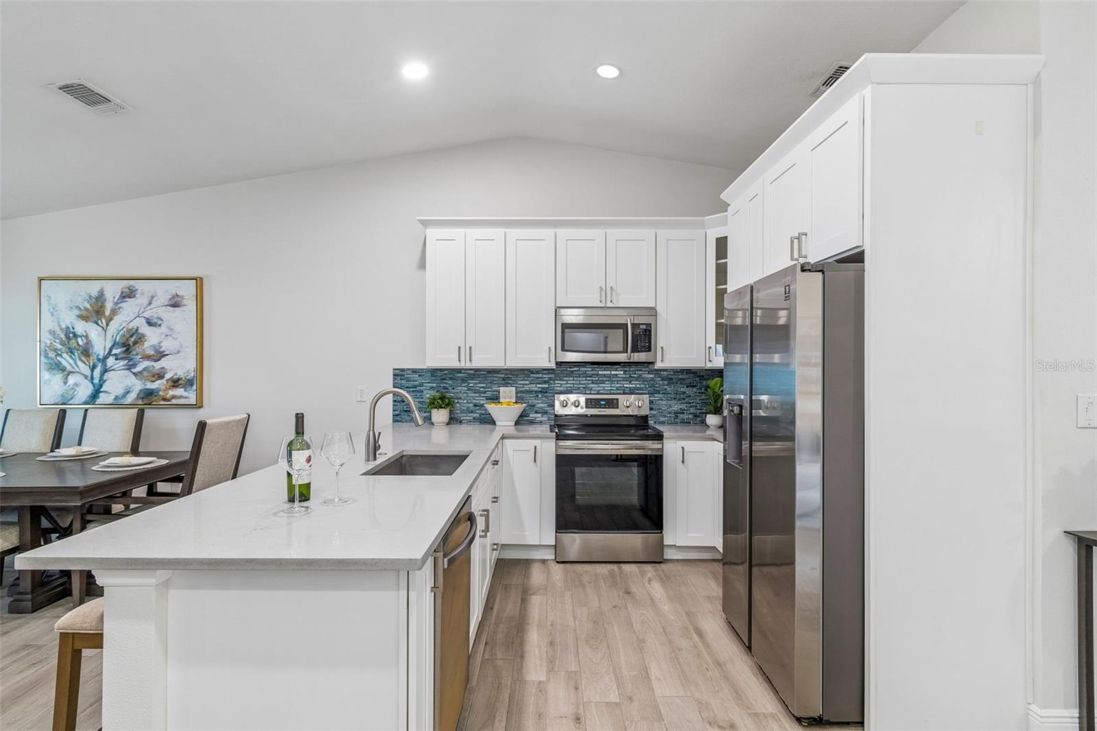 ALTA VISTA TRACTS - Residential