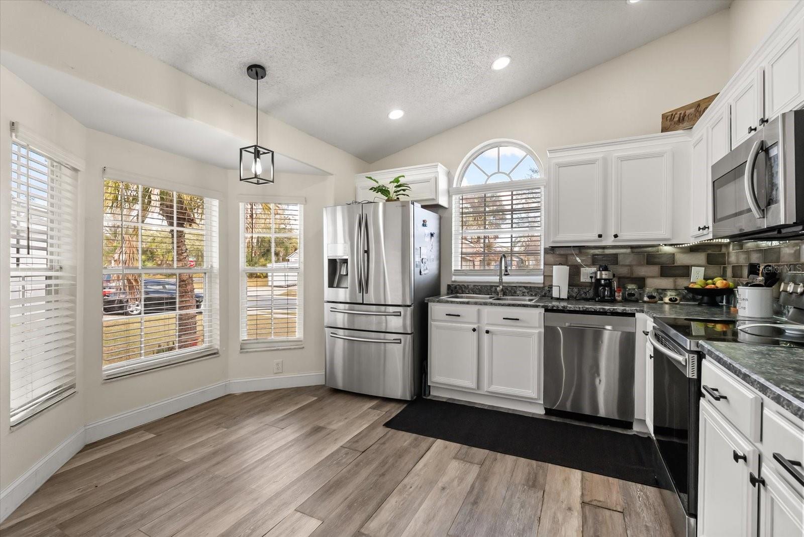 INDIAN POINT PH 7 - Residential