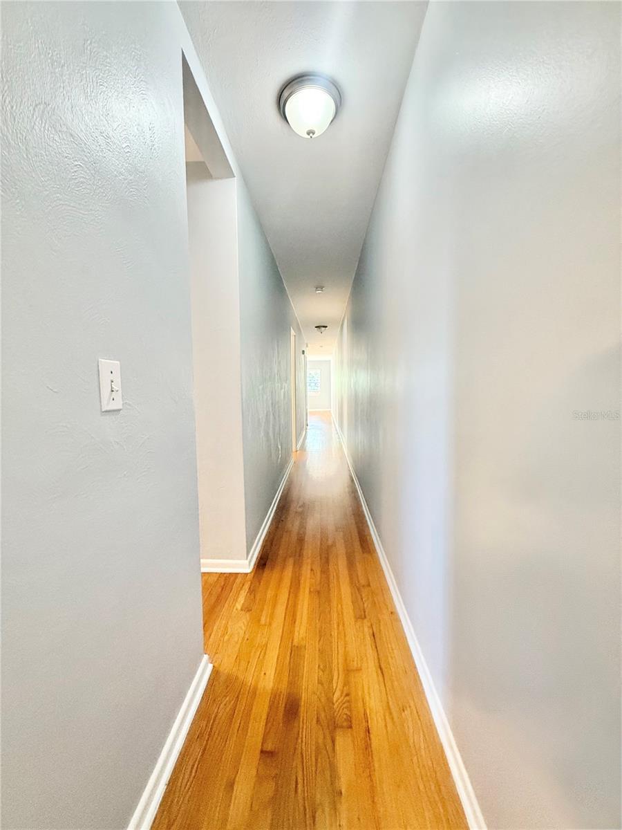 LAKE HIGHLAND HEIGHTS - Residential Lease