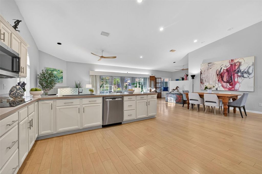 Photo of 1620 Pelican Creek Xing, St Petersburg, FL 33707 (MLS # TB8448253)