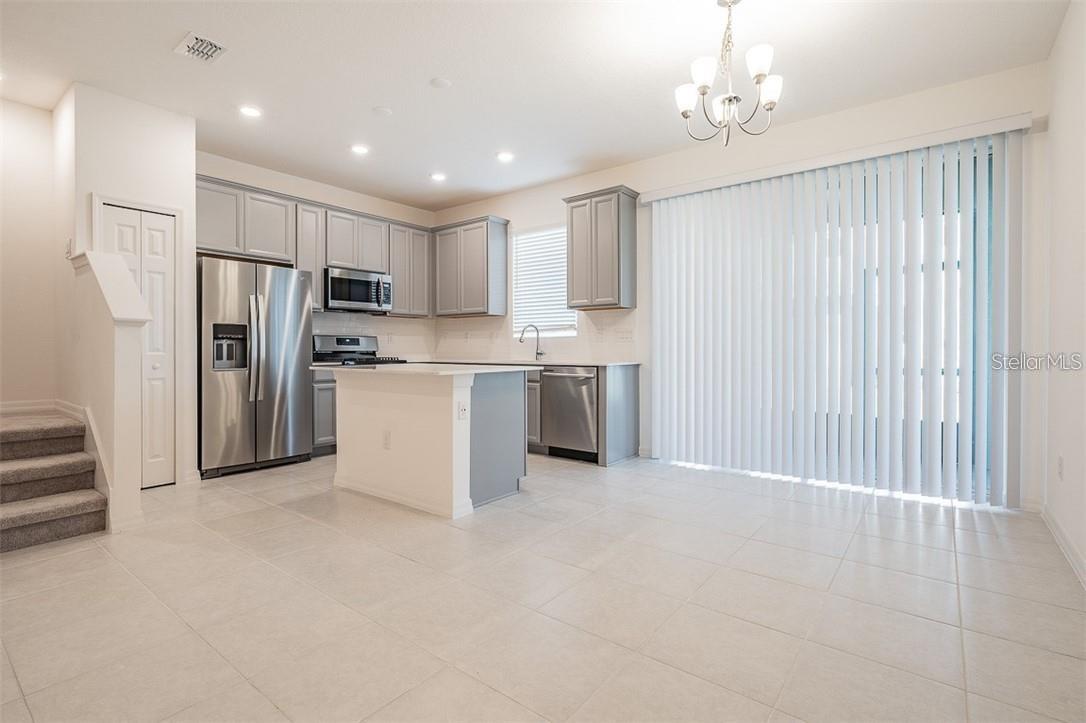 FISHHAWK RANCH WEST TWNHMS - Residential Lease