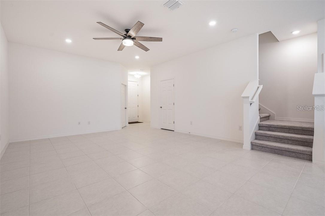 FISHHAWK RANCH WEST TWNHMS - Residential Lease