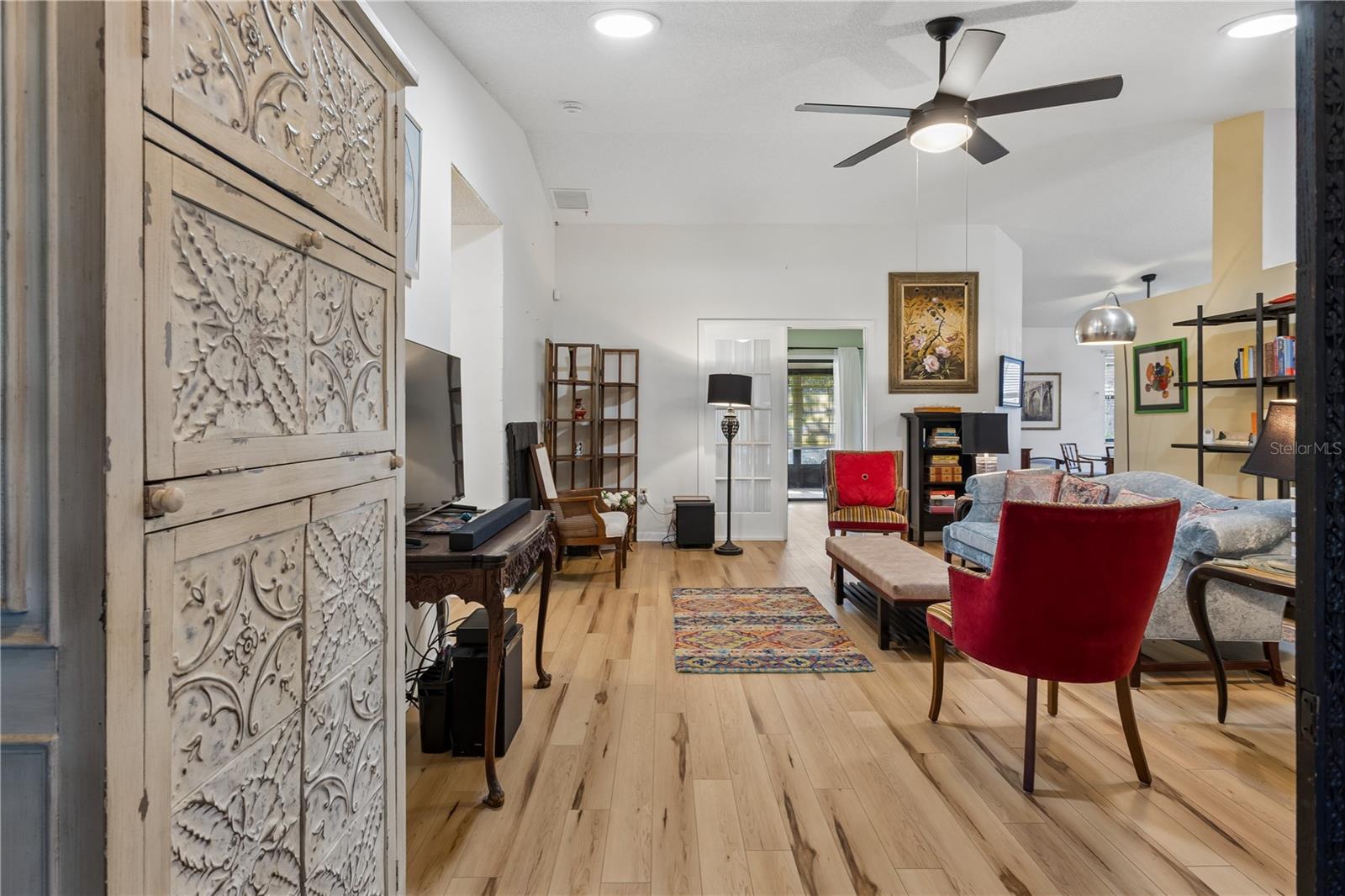 803 DUNDEE CIRCLE 803