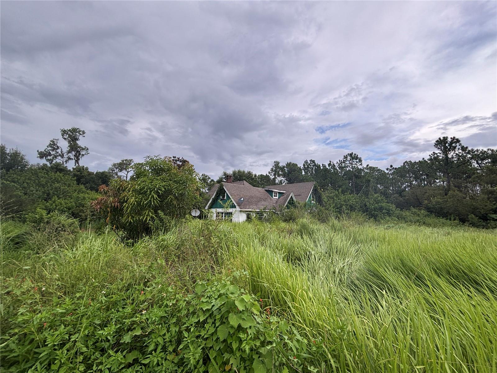 3290 LAKE BUFFUM ROAD W