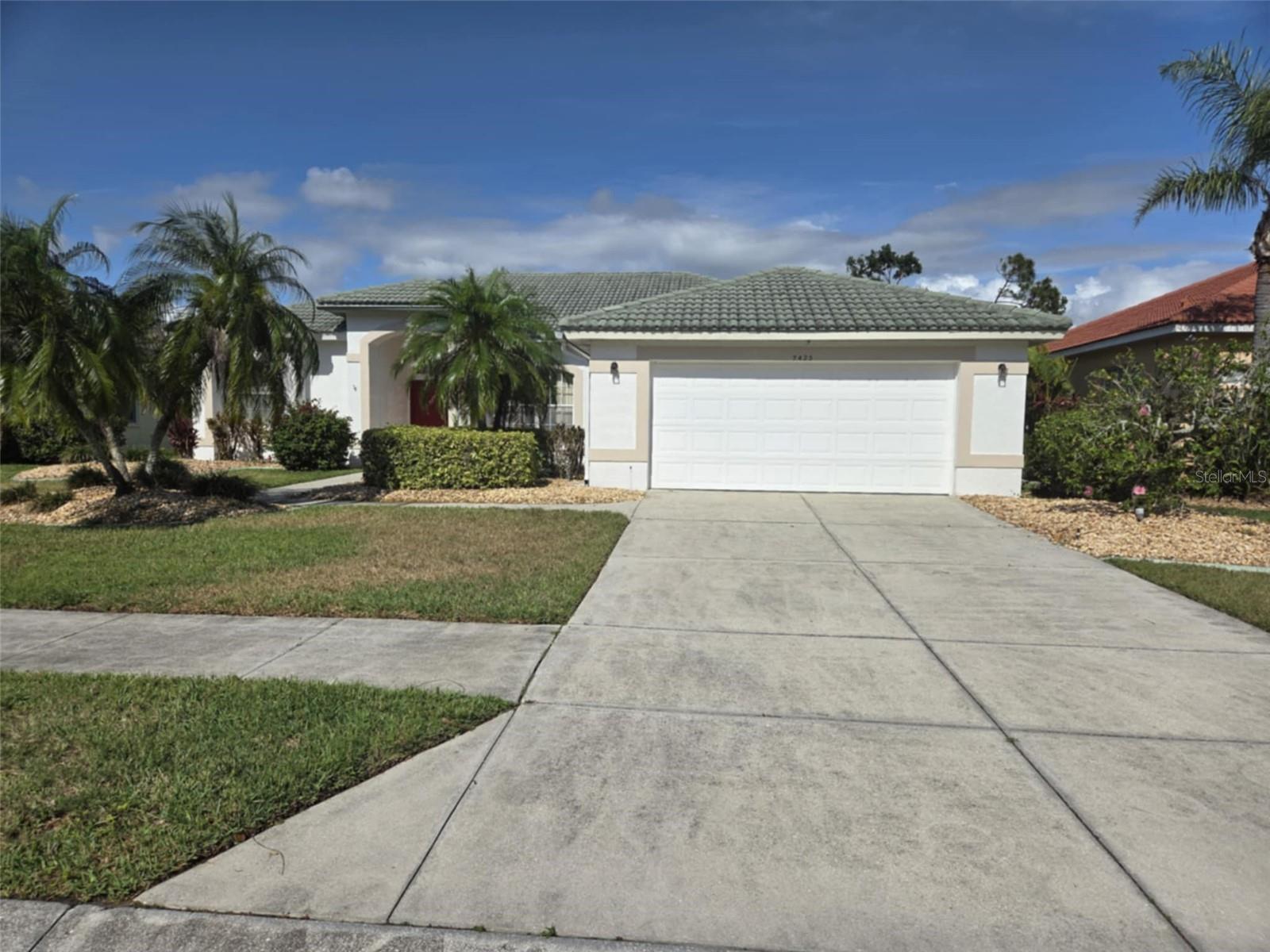 Lovely 3 bedrooms 2 bathroom 2car garage in Stonebridge at Palmer Ranch. Heated swimming pool with spa. The house is located very close to everything near the #1 beach, Siesta Key, Costco, Publix, and the Legacy Bike Trail .great school district . small pets only ok with $400 non refundable pet deposit