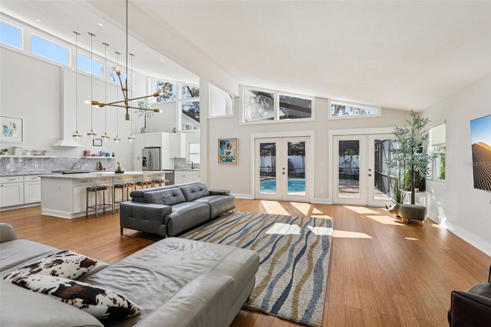 4204 W JETTON AVENUE