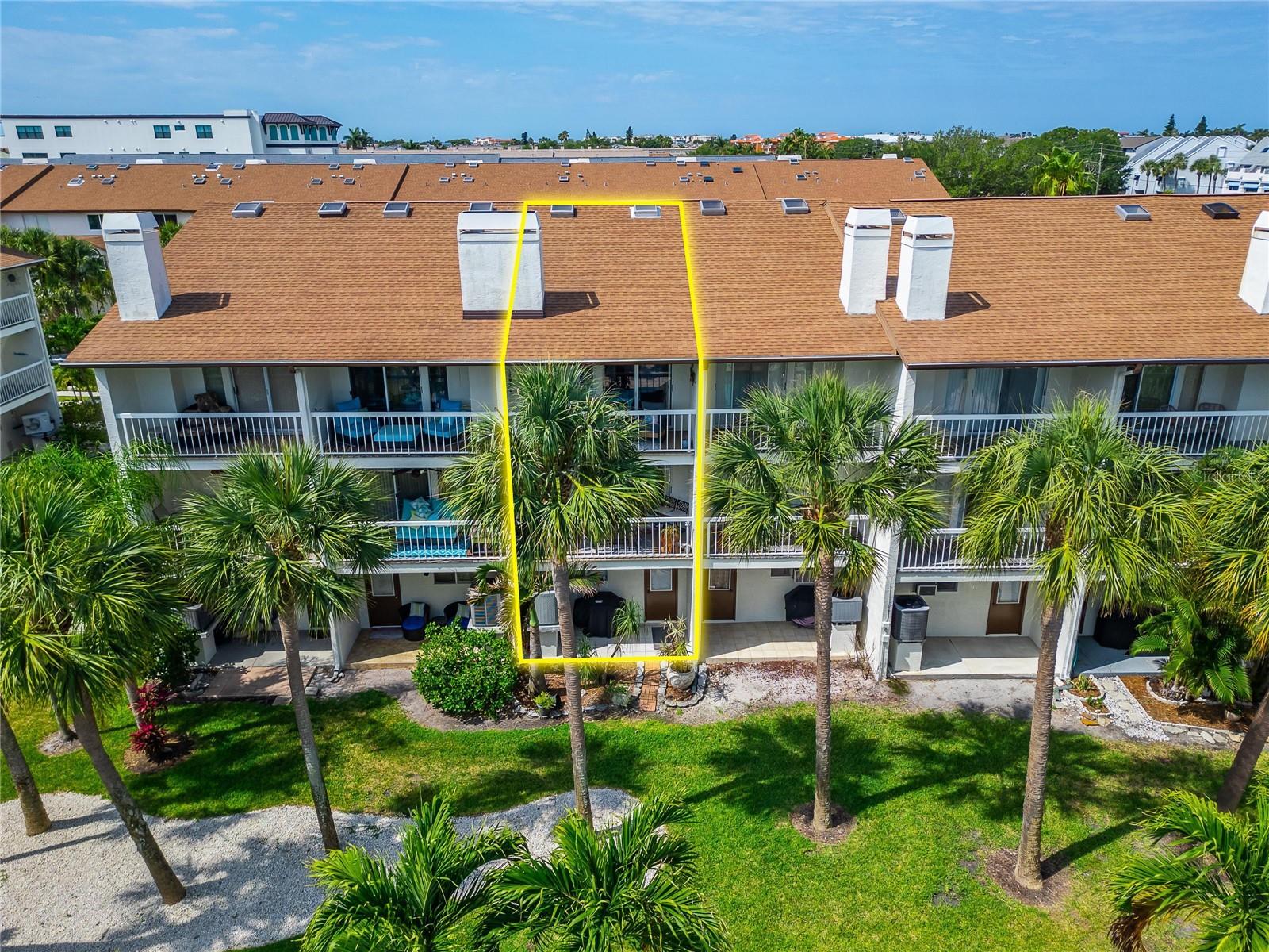 PALMS OF TIERRA - Residential