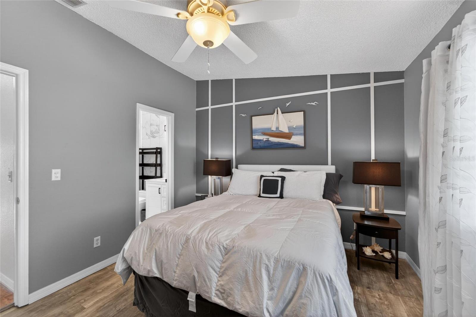 PALMS OF TIERRA - Residential