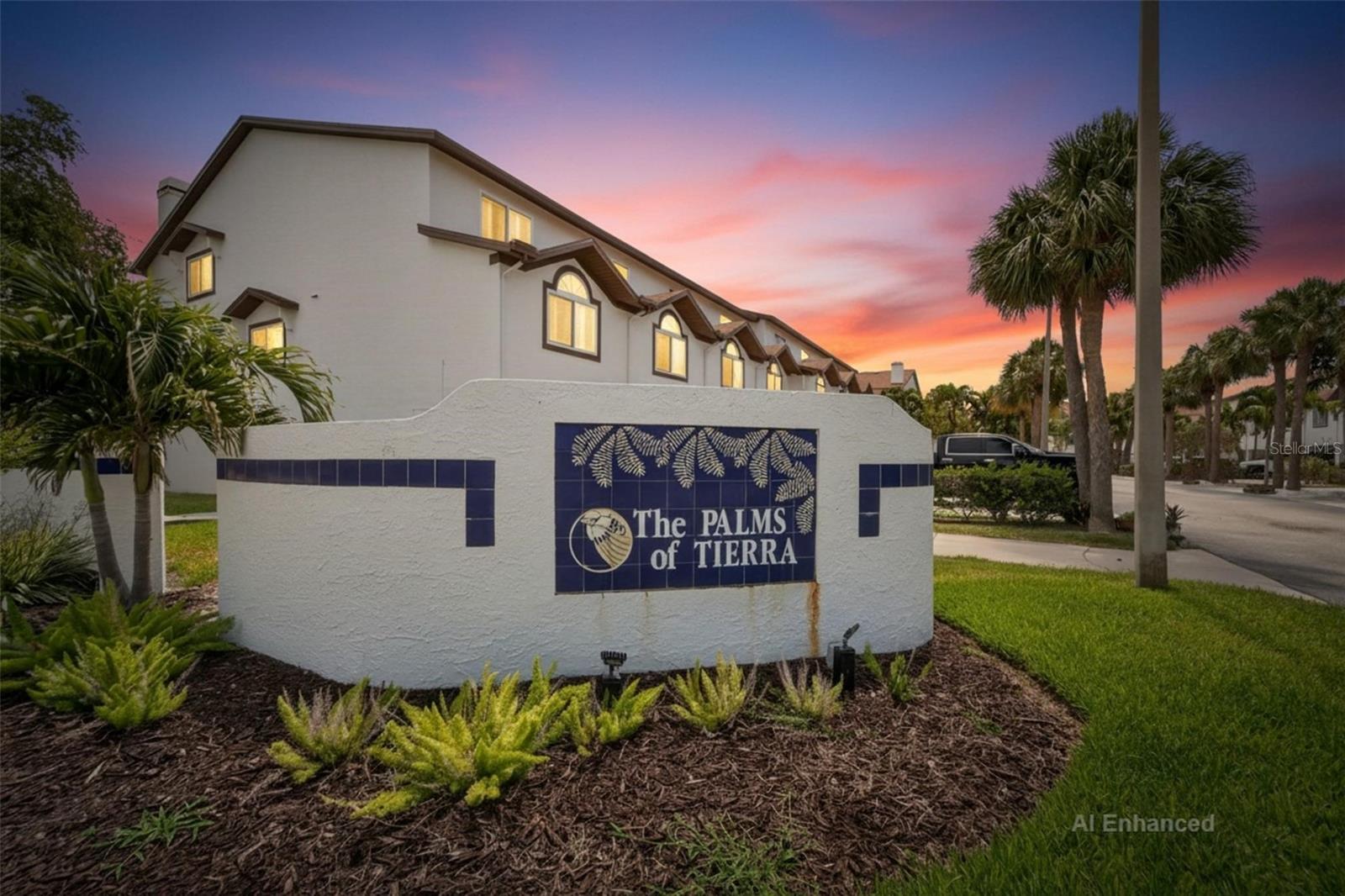 PALMS OF TIERRA - Residential