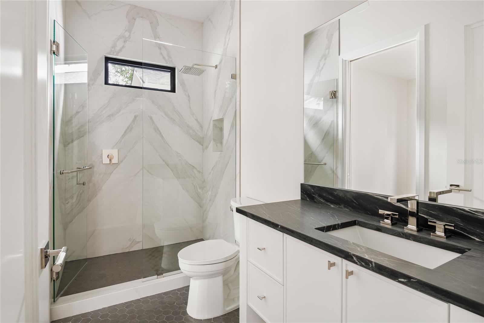 IVANHOE SQUARE - Residential