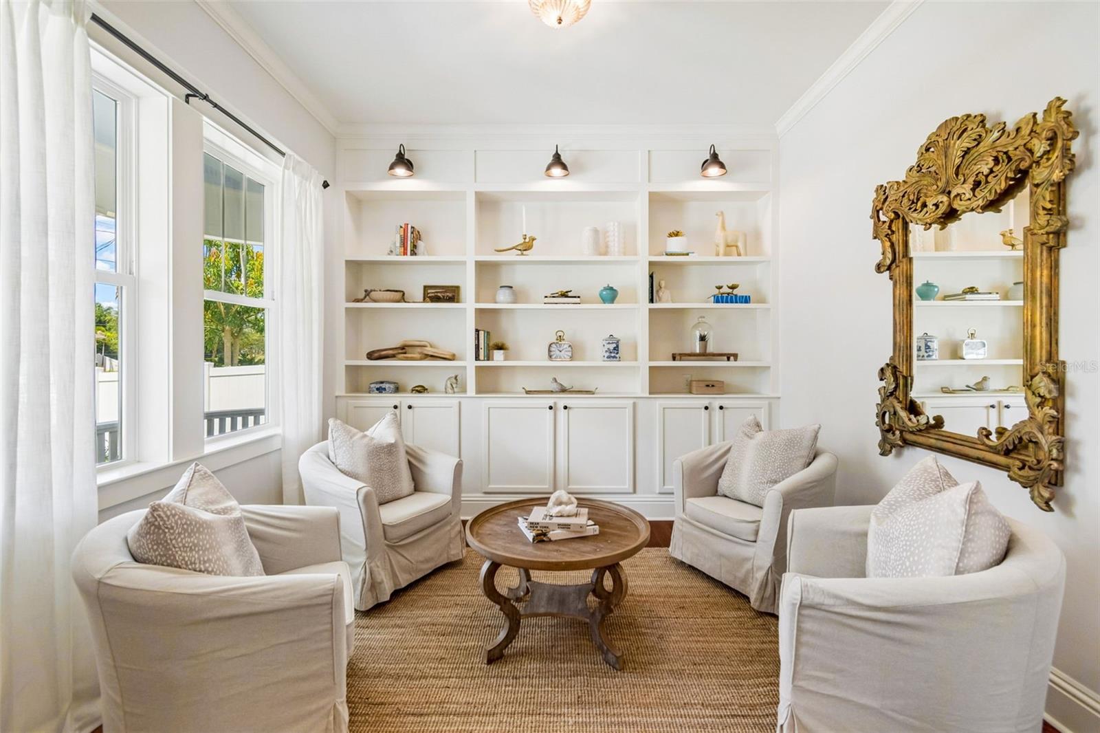 706 W PENINSULAR STREET