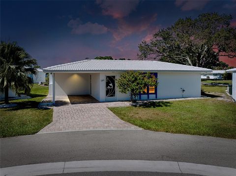 Photo of 446 Circlewood Drive #L2, Venice, FL 34293 (MLS # N6140910)