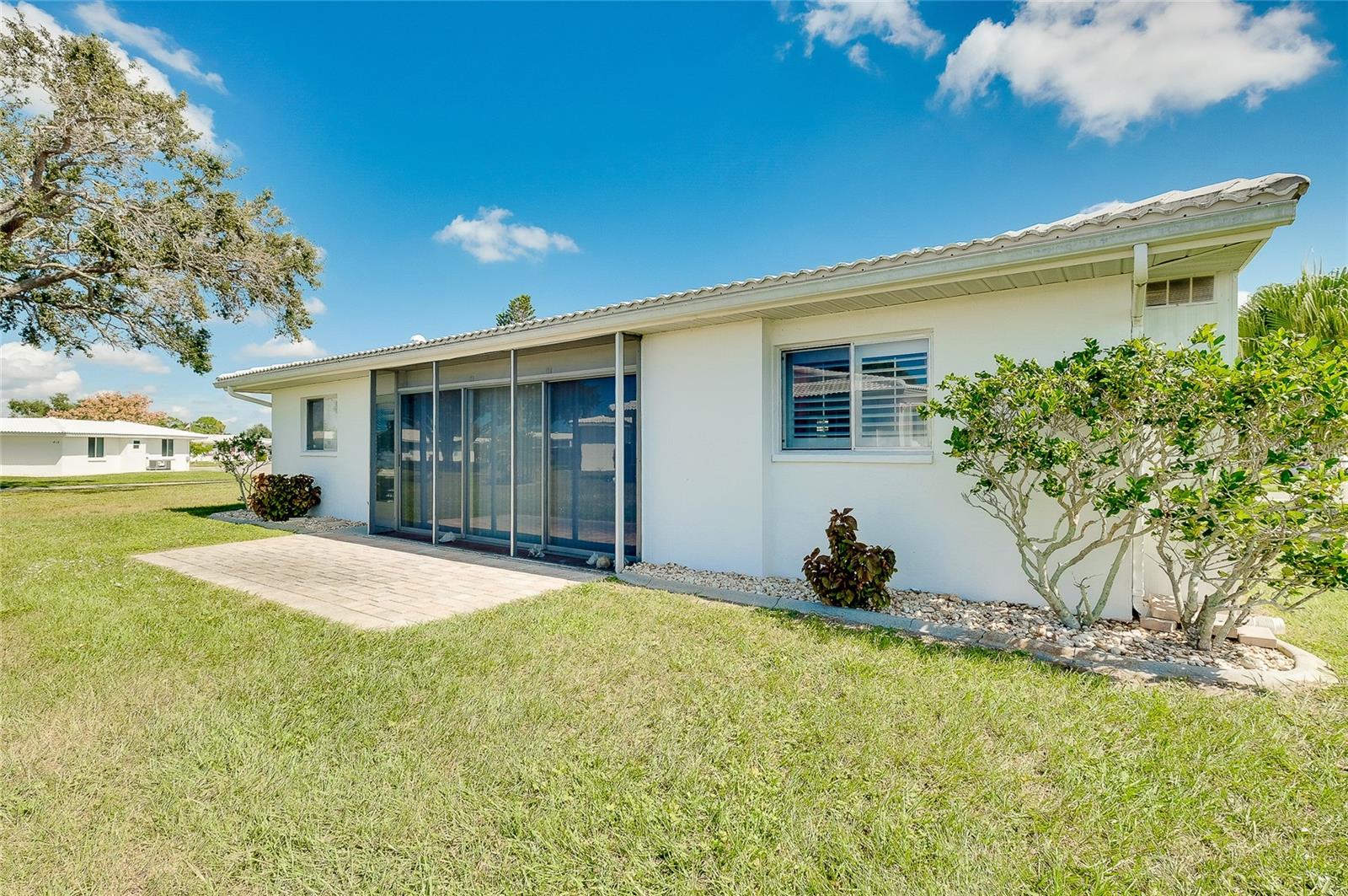 CIRCLE WOODS OF VENICE 1 - Residential