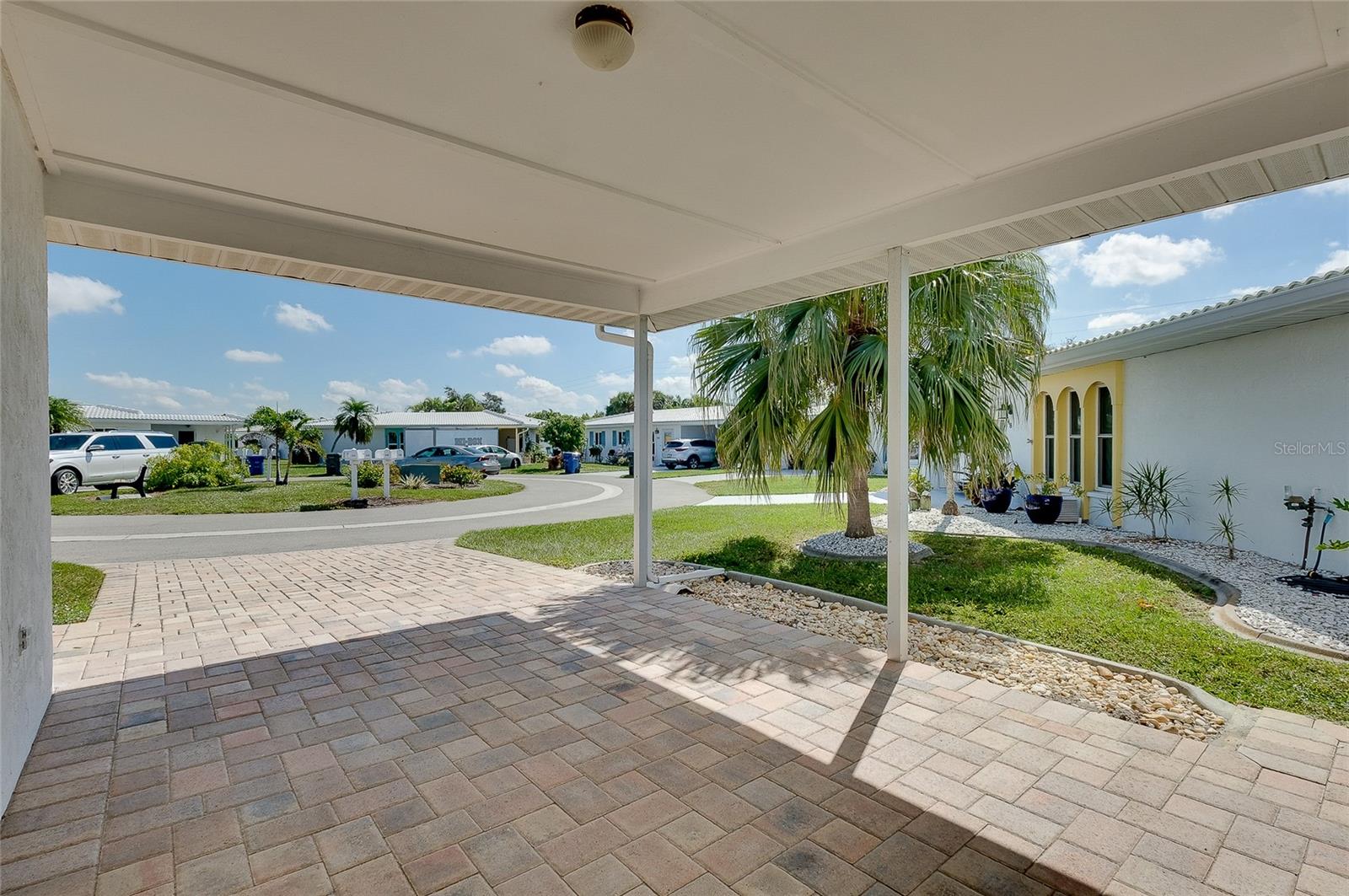 CIRCLE WOODS OF VENICE 1 - Residential