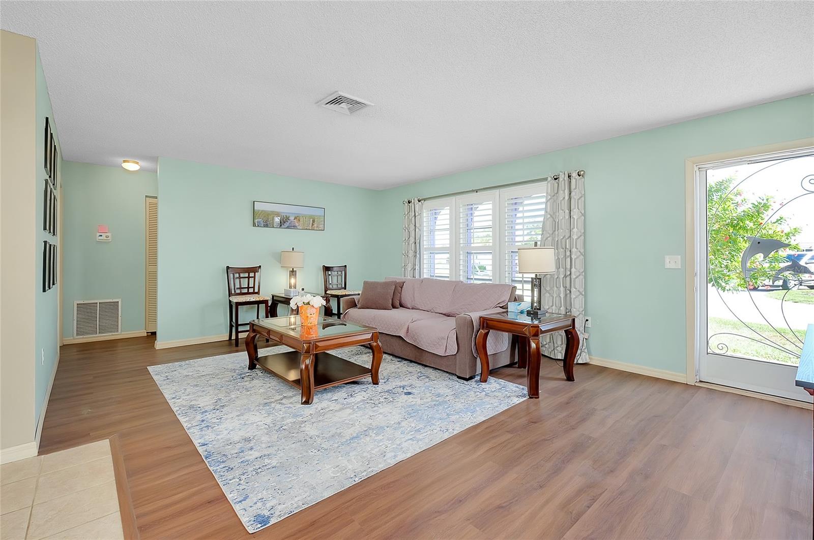 CIRCLE WOODS OF VENICE 1 - Residential