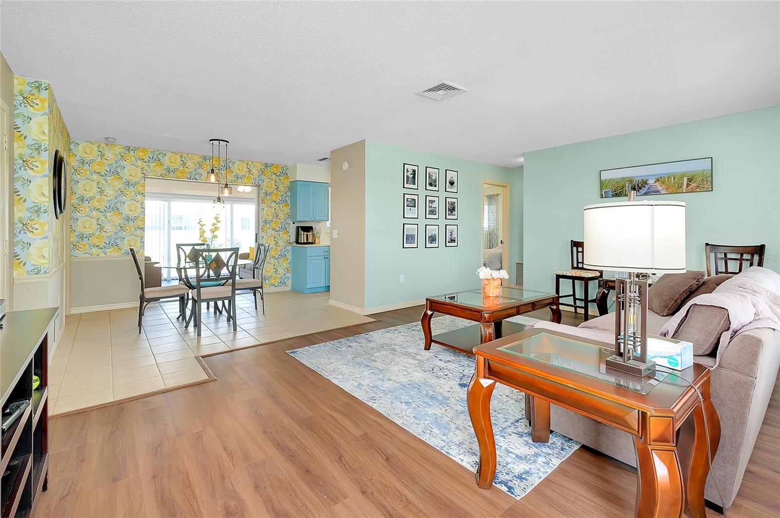 CIRCLE WOODS OF VENICE 1 - Residential