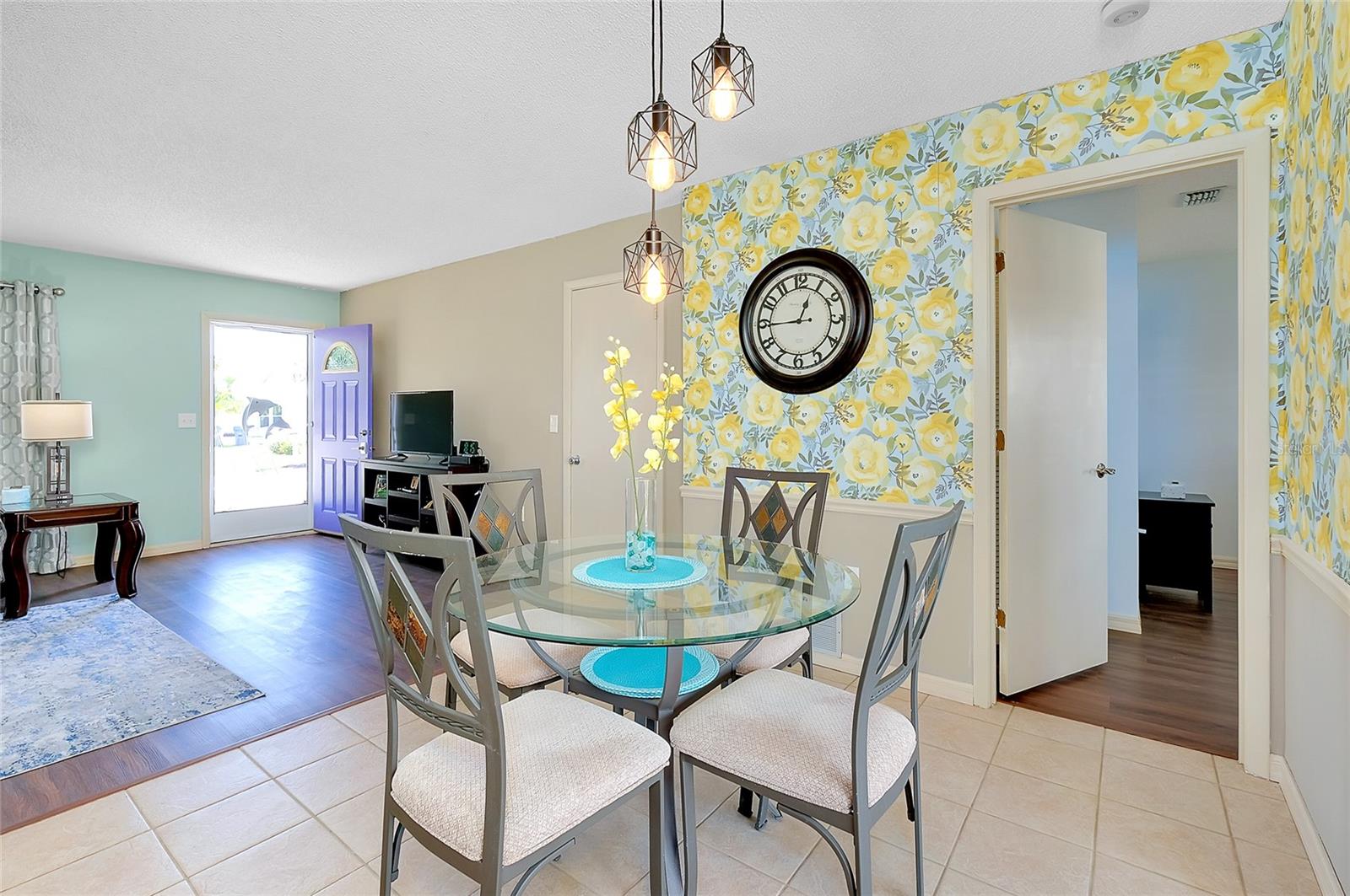 CIRCLE WOODS OF VENICE 1 - Residential