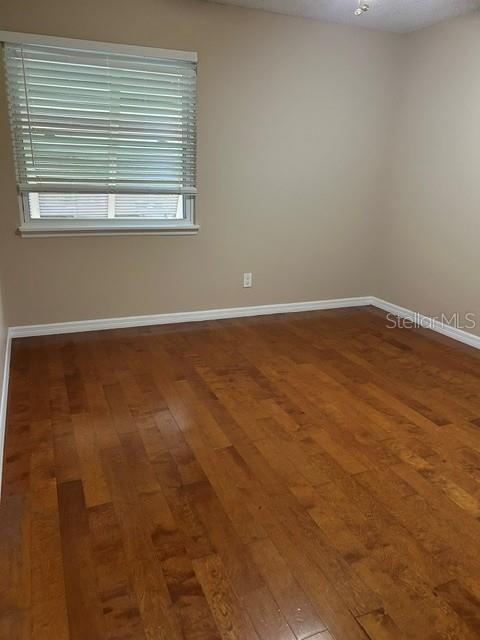 LAKESIDE CONDO APTS - Residential
