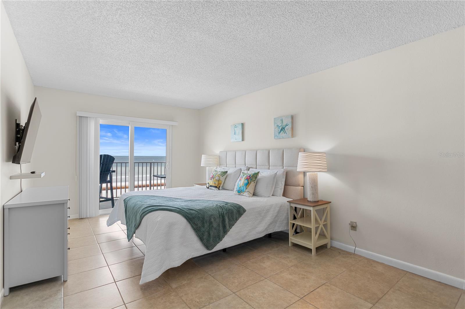 SEAGATE CONDO - Residential