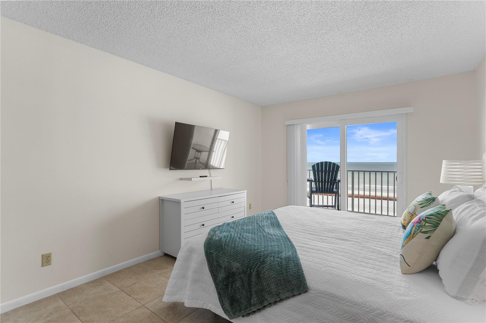 SEAGATE CONDO - Residential