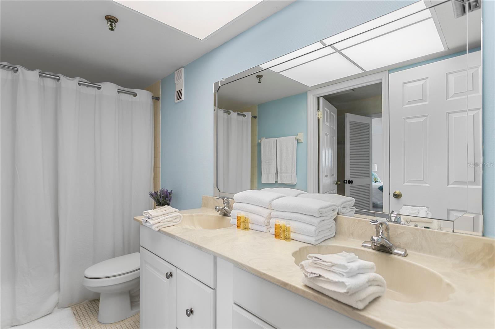 SEAGATE CONDO - Residential