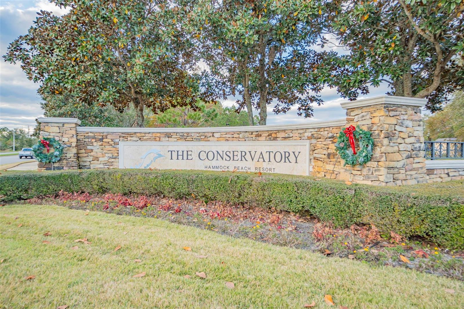 439 BOURGANVILLE DRIVE