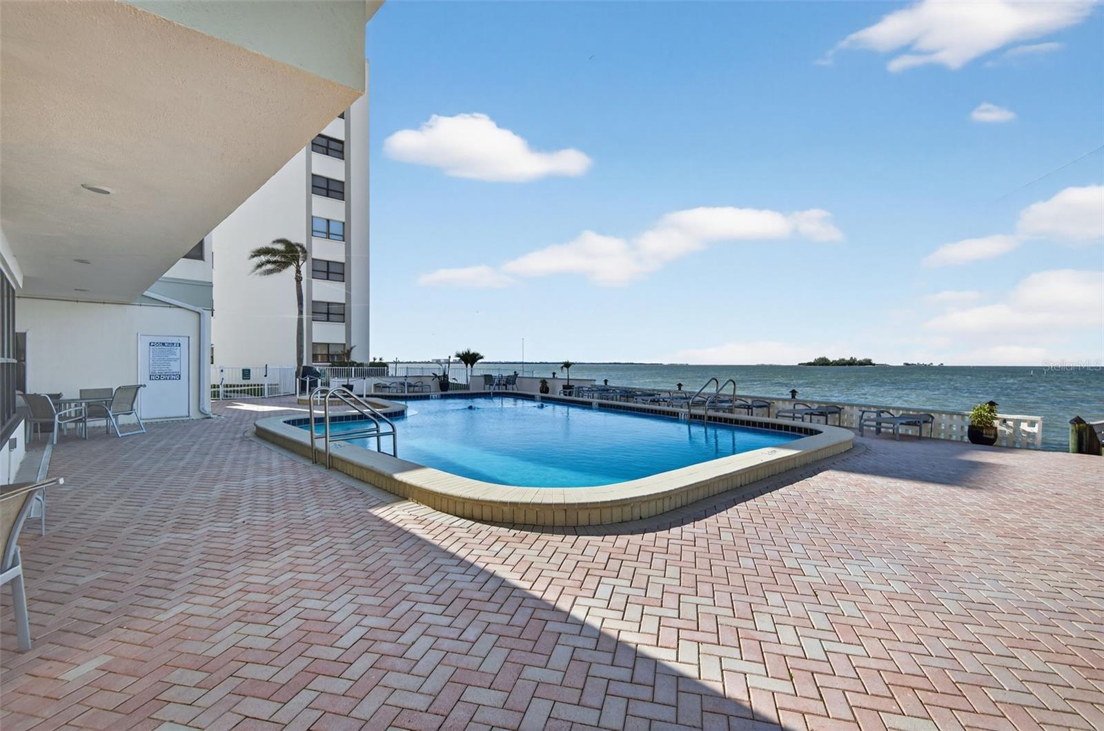 ISLAND TOWERS - Residential Lease