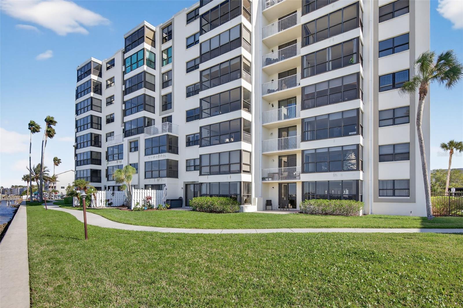 ISLAND TOWERS - Residential Lease