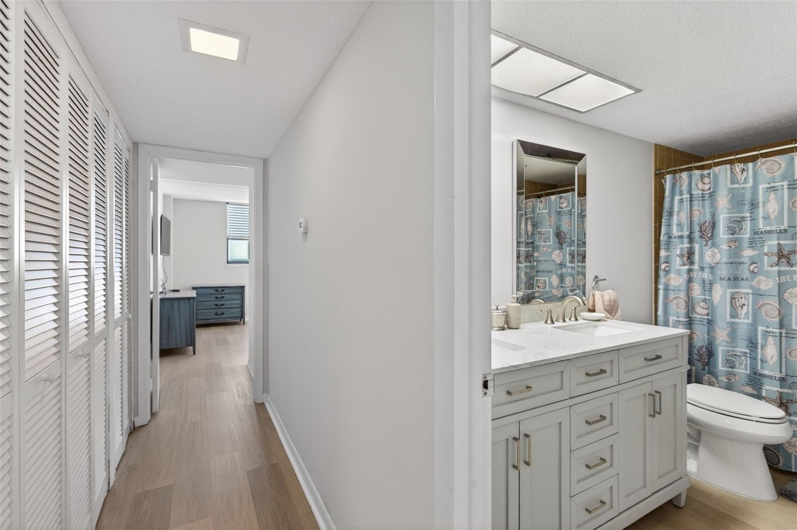 ISLAND TOWERS - Residential Lease