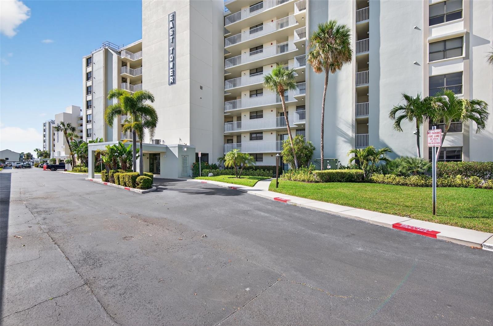 ISLAND TOWERS - Residential Lease