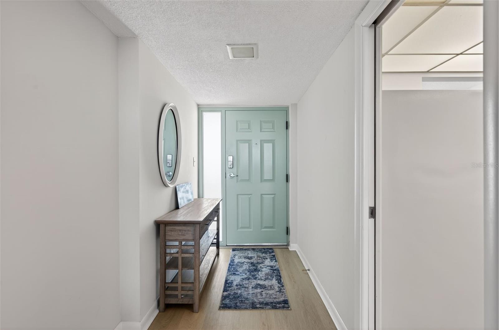 ISLAND TOWERS - Residential Lease