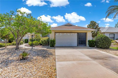Photo of 10096 SW 92nd Street Road, Ocala, FL 34481 (MLS # OM727667)