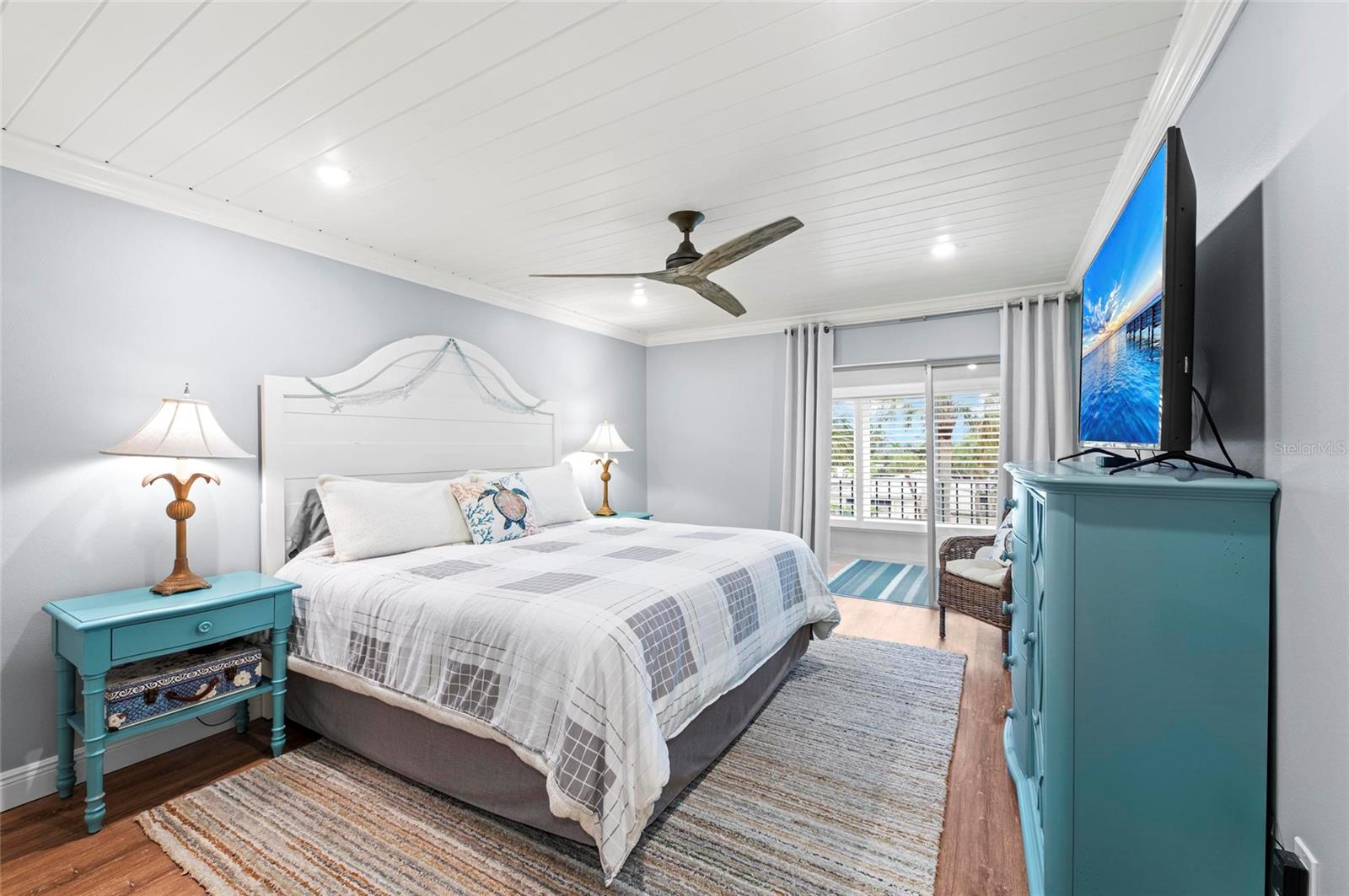 WHISPERING SANDS SEC 3 - Residential