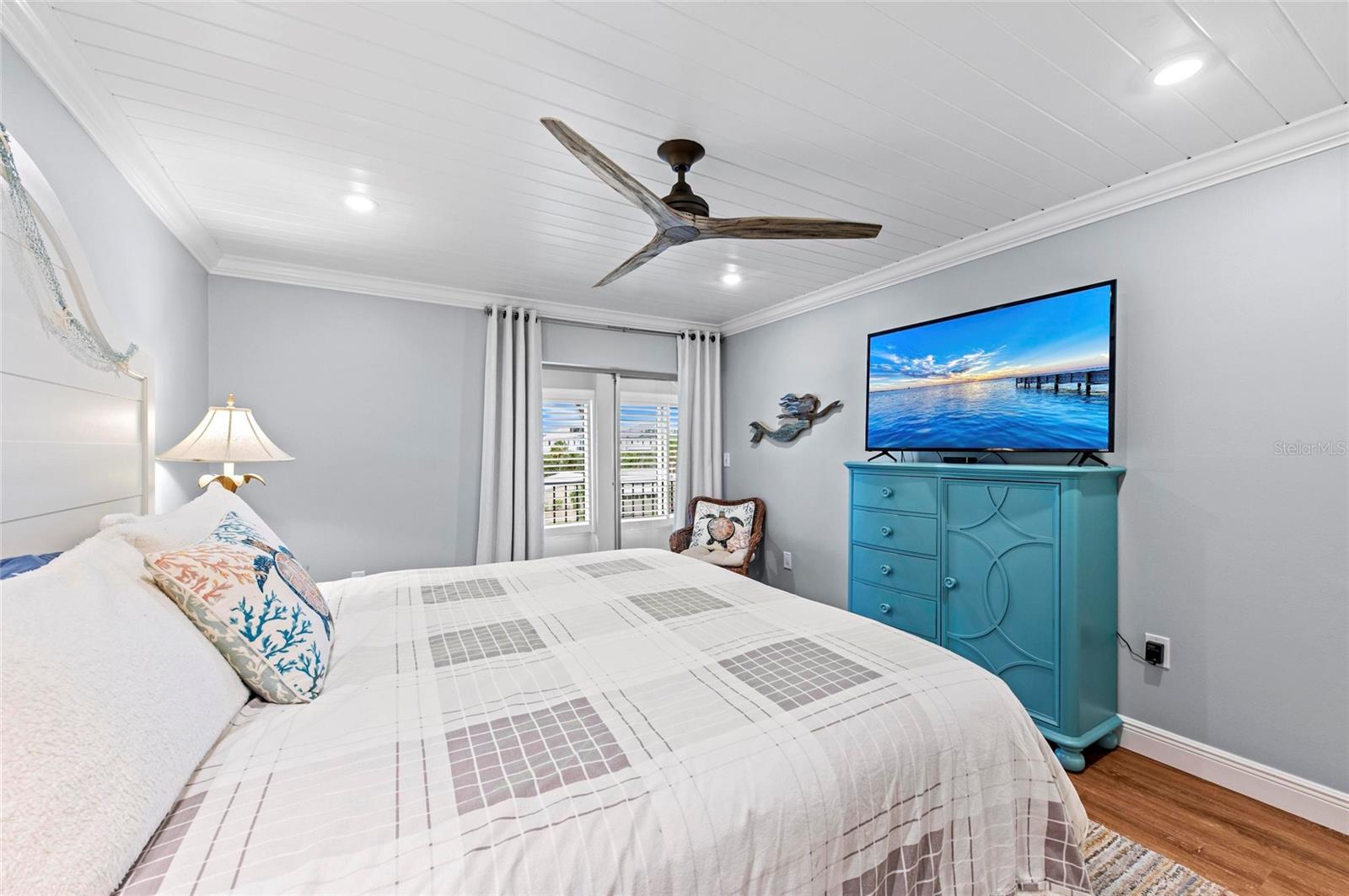 WHISPERING SANDS SEC 3 - Residential