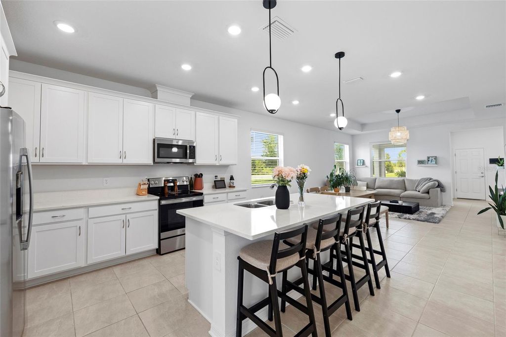 Photo of 2004 Pulpit Lane, Sarasota, FL 34240 (MLS # A4657867)