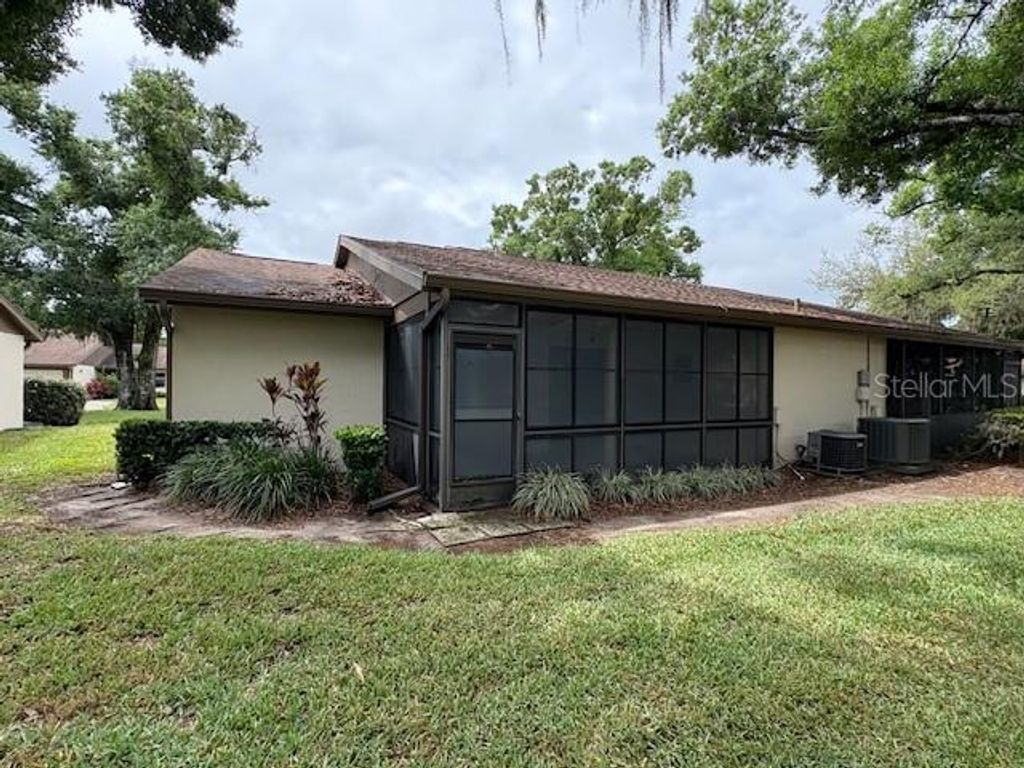 Photo of 4625 Oak Hill Terrace #31, Sarasota, FL 34232 (MLS # A4690804)