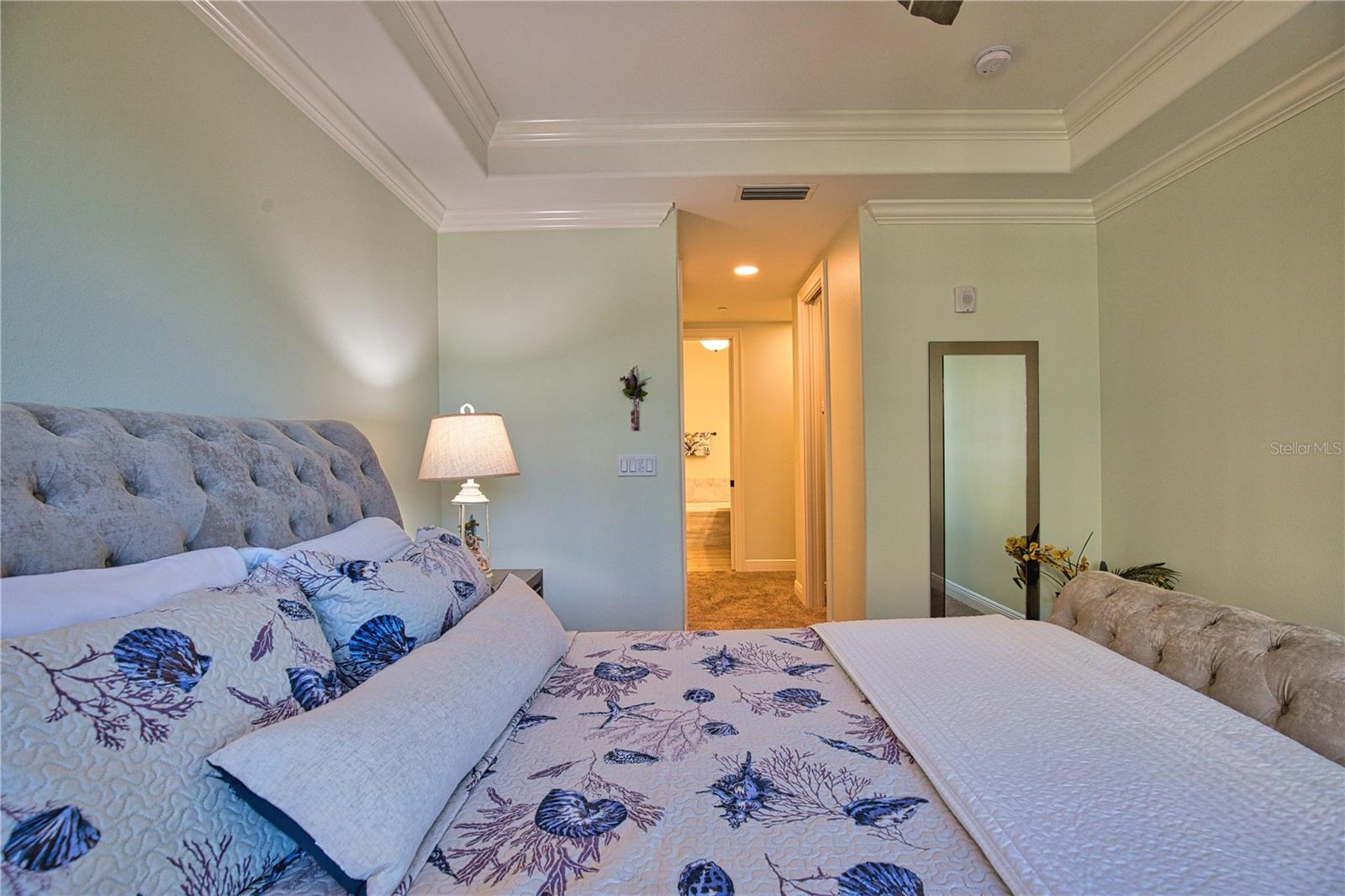 CHE VISTA CONDO - Residential Lease