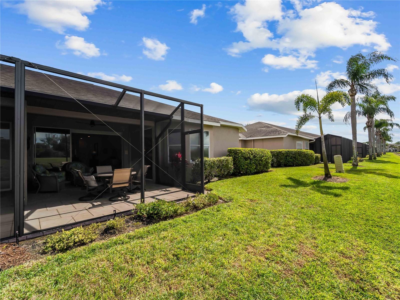 HERITAGE OAKS GOLF & COUNTRY CLUB - Residential