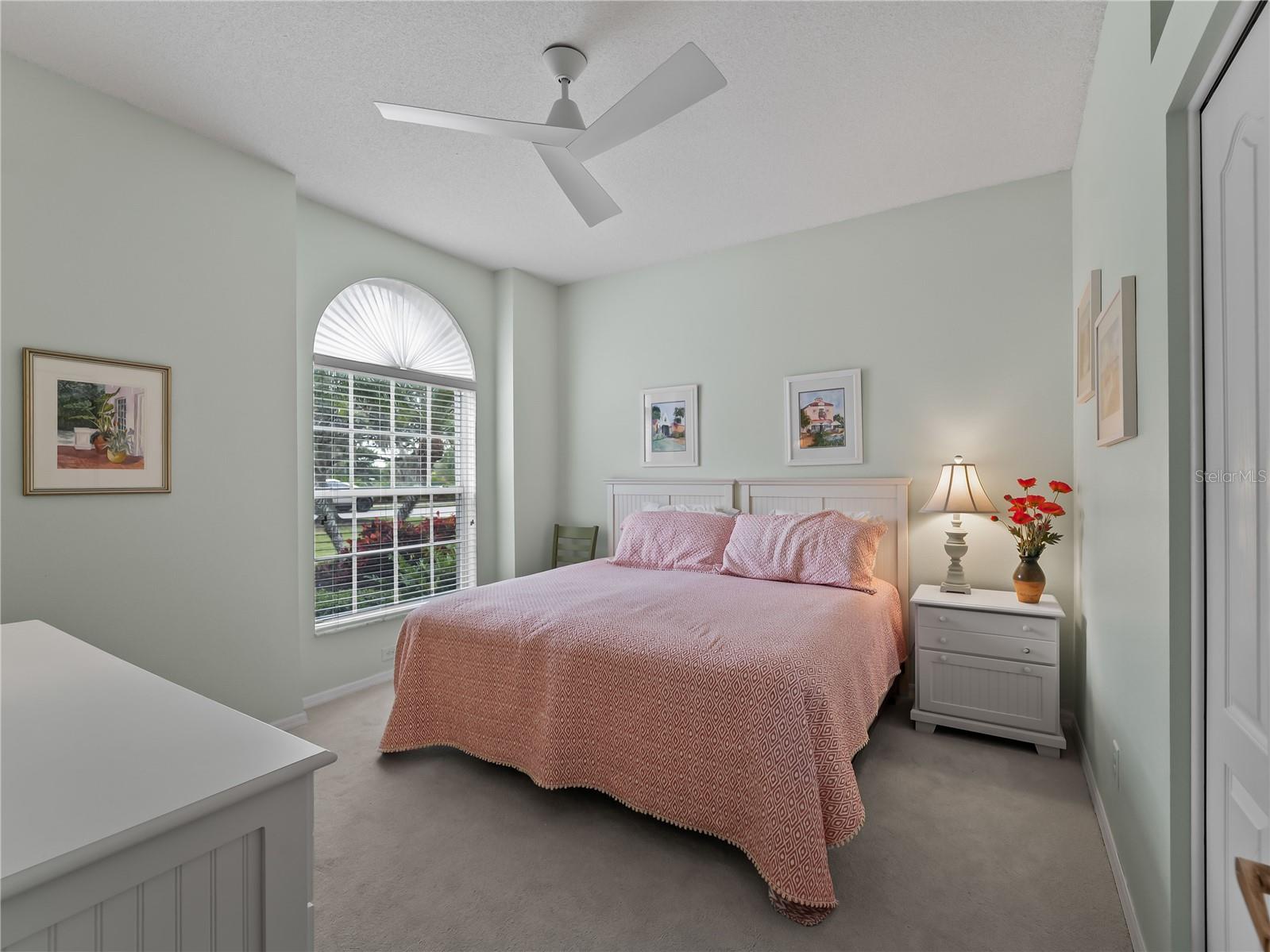 HERITAGE OAKS GOLF & COUNTRY CLUB - Residential