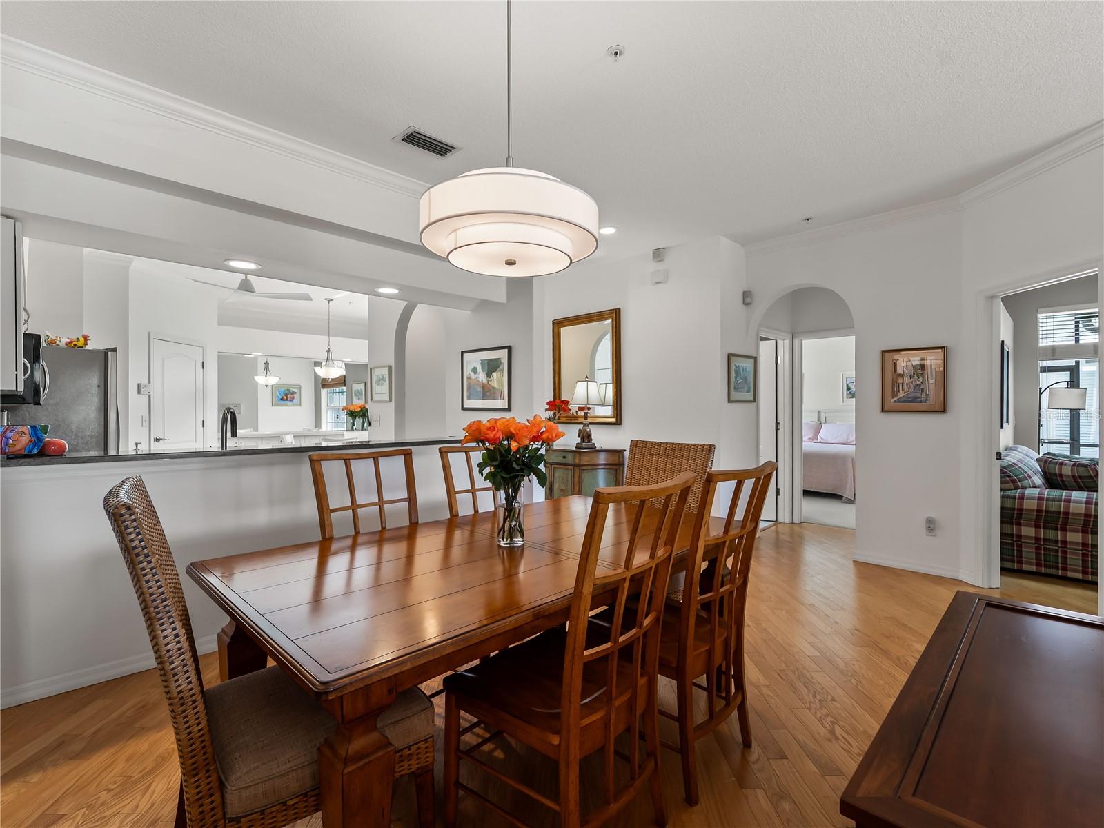 HERITAGE OAKS GOLF & COUNTRY CLUB - Residential