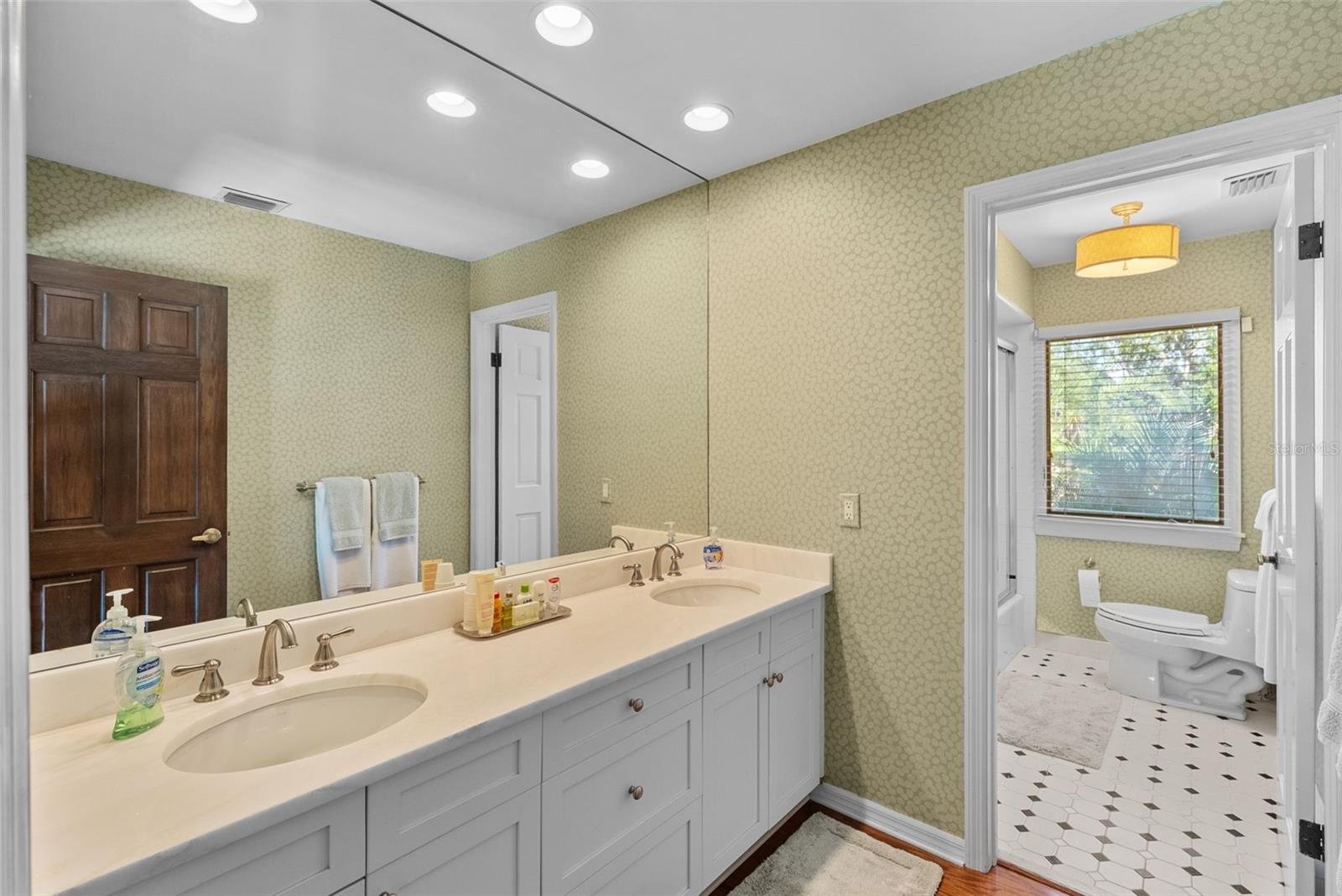 BEACH PARK ISLE SUB - Residential