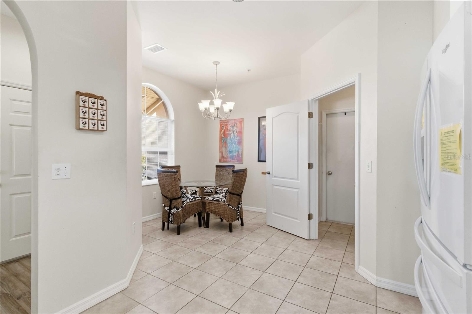 HERITAGE OAKS GOLF & COUNTRY CLUB - Residential