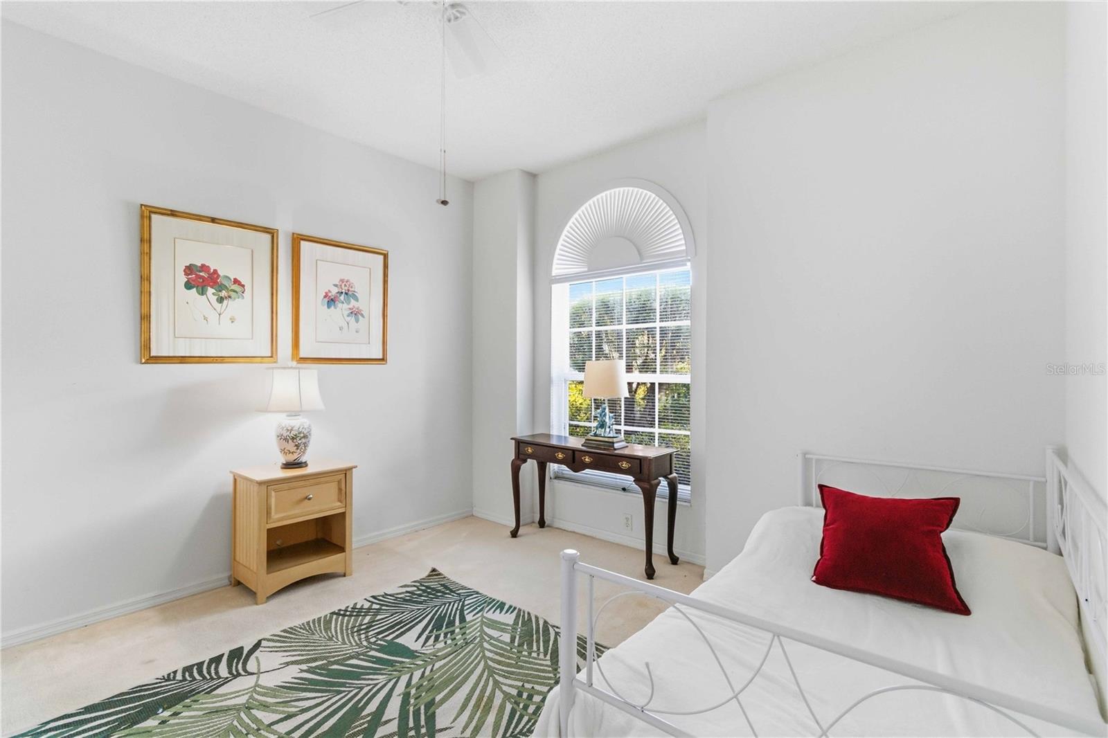 HERITAGE OAKS GOLF & COUNTRY CLUB - Residential