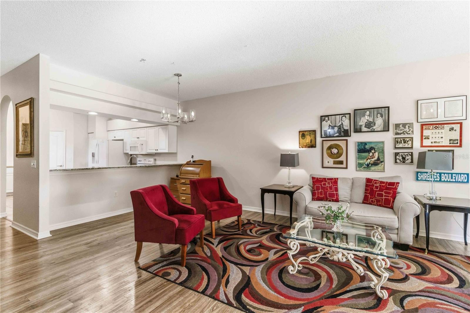 HERITAGE OAKS GOLF & COUNTRY CLUB - Residential