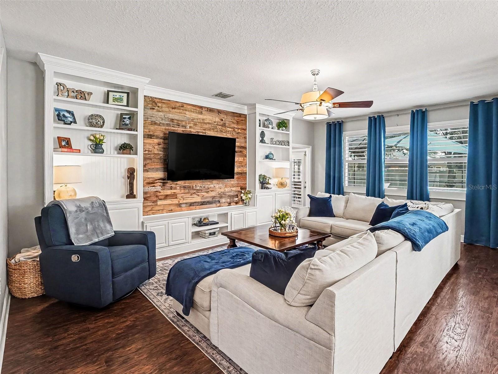 551 SKY TOP DRIVE