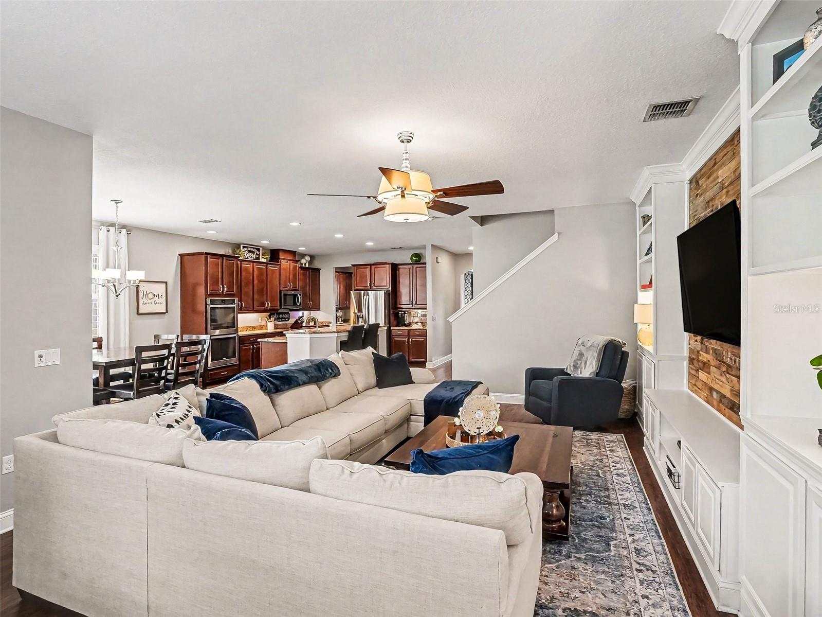 551 SKY TOP DRIVE